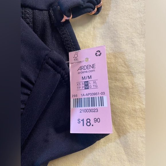 Two piece swimsuit - Picture 4 of 5